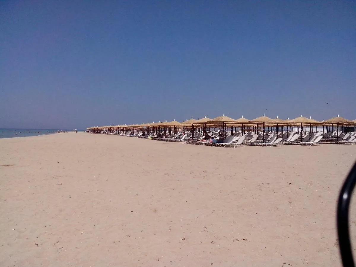 Apartment 60M From Sea! Nea Kallikrateia